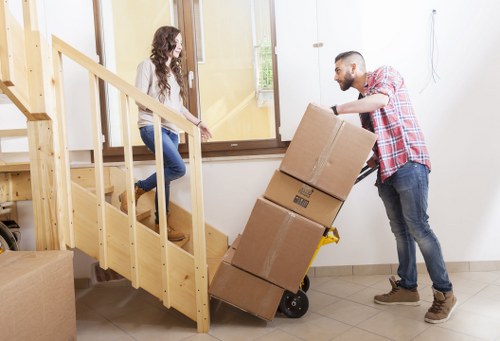 Professional house removals service for Wapping homes and flats